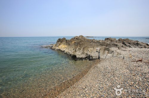 울산 앞바다 몽돌해변