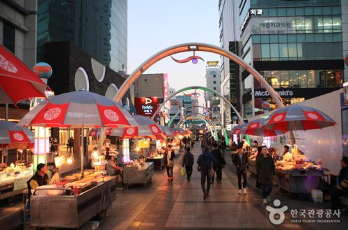 부산의 가을은 영화로 들썩인다
