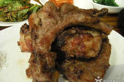 전북 진안 벚꽃마을, 숲속에서 즐기는 전통 한식과 차의 향연