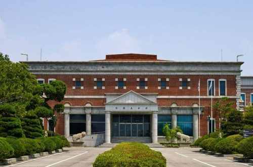 인천 송암미술관, 현대미술과 자연이 만나는 힐링 공간