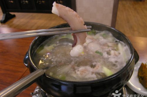 인천 연수구 갯마을갯뻘낙지, 신선한 낙지와 바다 풍미